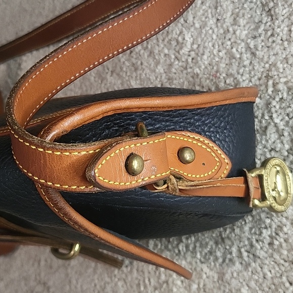 DOONEY & BOURKE Blue Crossbody - Picture 3 of 7